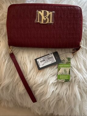 Badgley Mischka Quilted Wristlet Wallet in Burgundy with Gold Logo